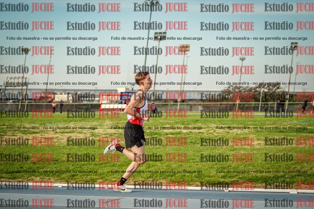 Fotos de los 1500 m llanos de varones