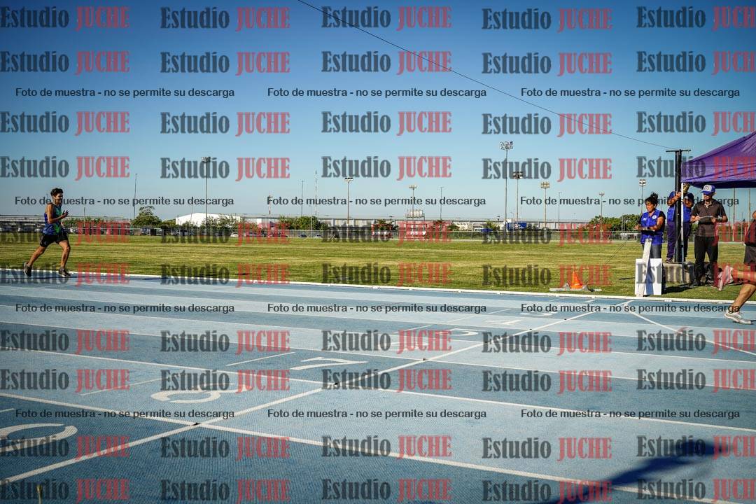 Fotos de los 400 m llanos de varones