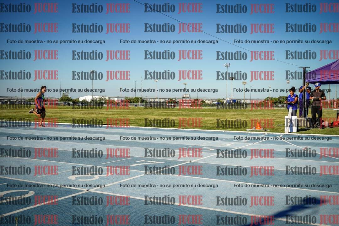 Fotos de los 400 m llanos de varones