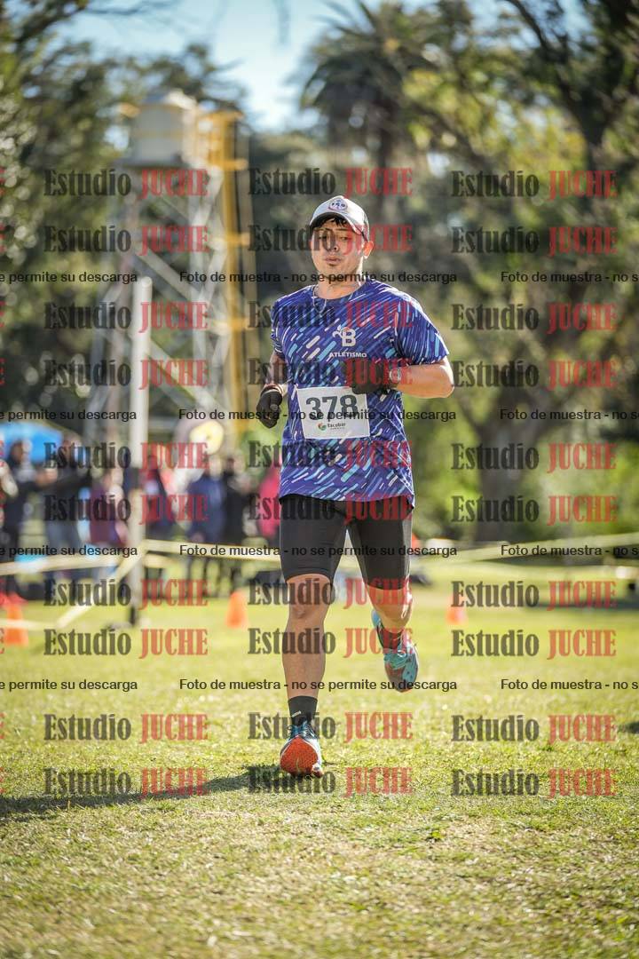 Fotos de la llegada del cross de 8000 m