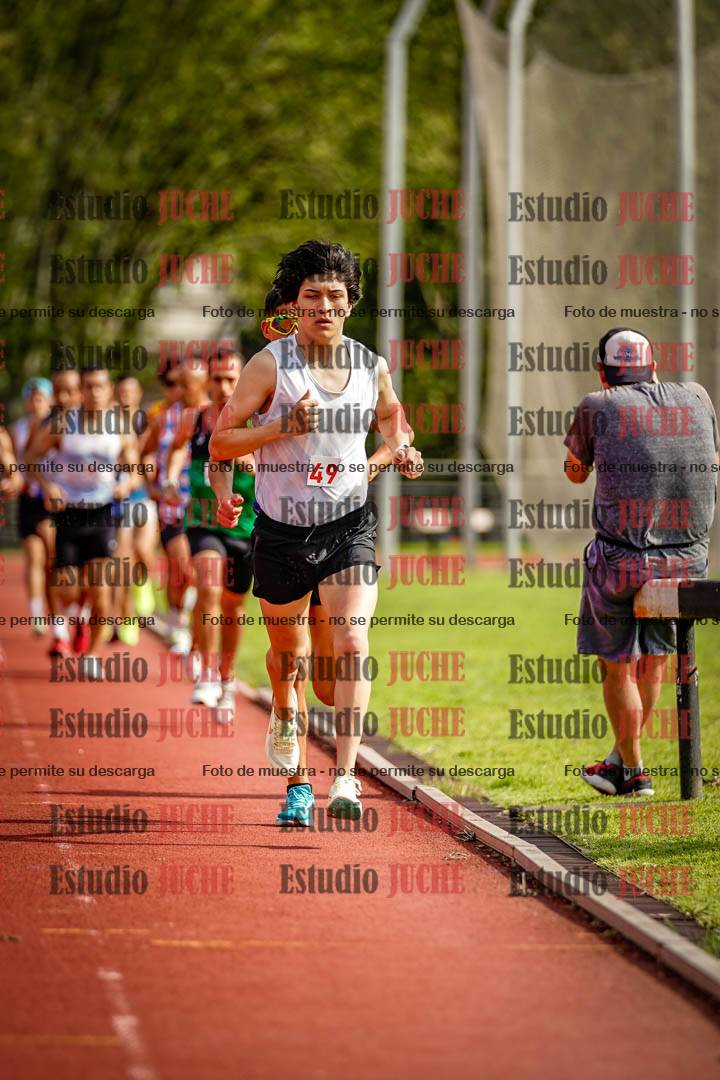 Fotos de los 3000 m llanos de varones