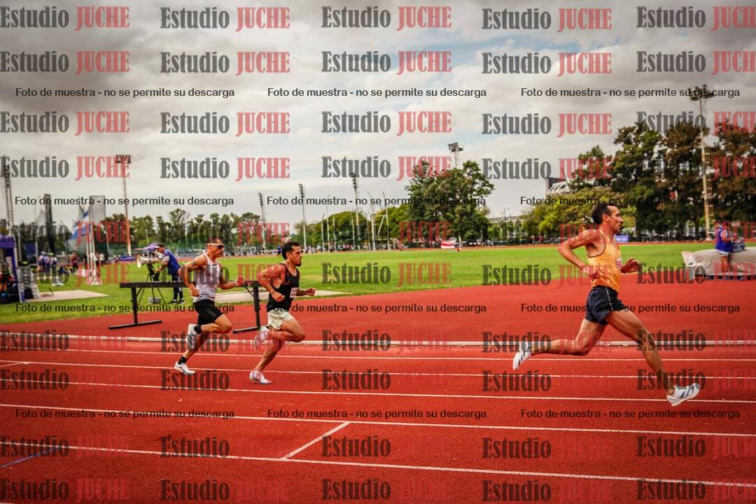 Fotos de los 800 m de varones