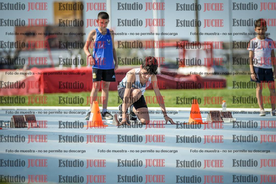 Fotos de los 50 m llanos de varones