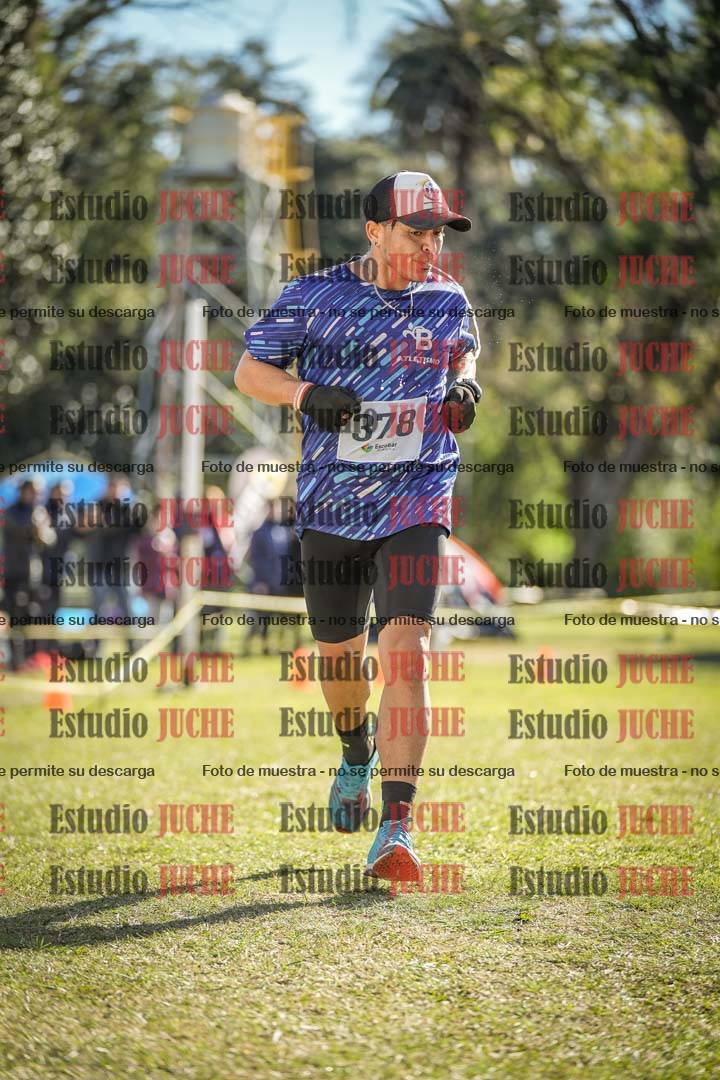 Fotos de la llegada del cross de 8000 m