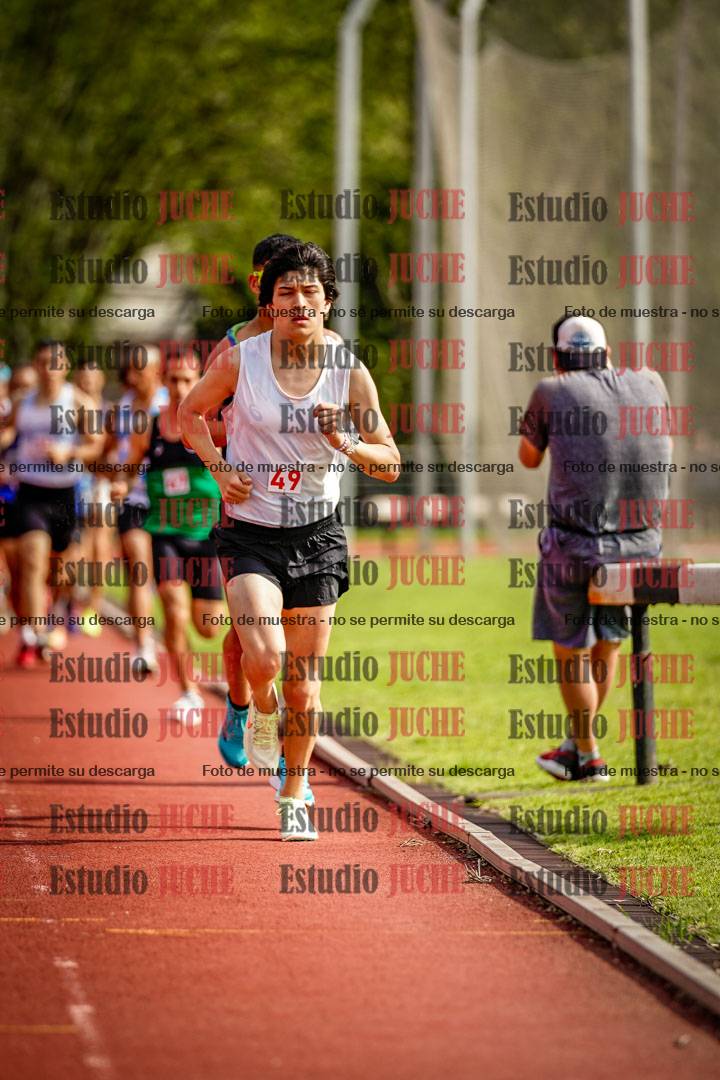 Fotos de los 3000 m llanos de varones