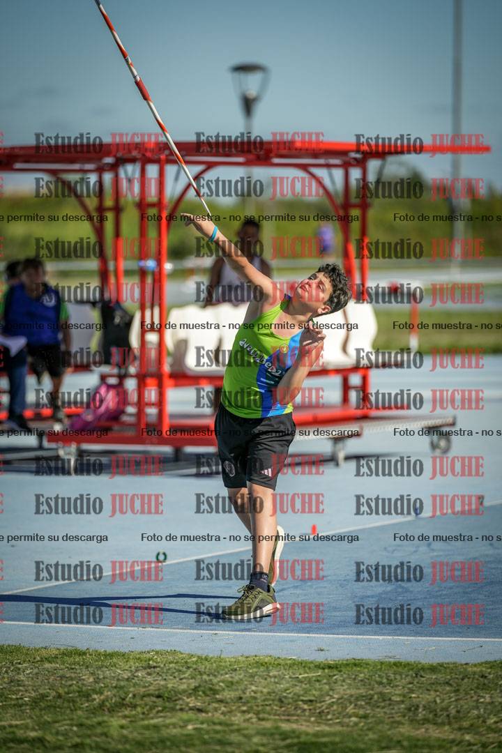 Fotos del lanzamiento de la jabalina de mujeres y varones - U14