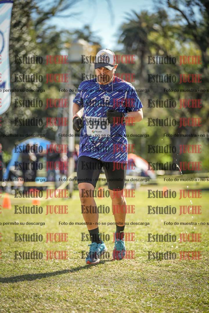 Fotos de la llegada del cross de 8000 m