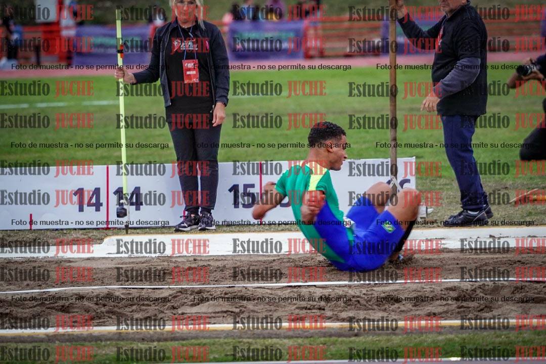 Fotos del salto triple de varones - FINAL