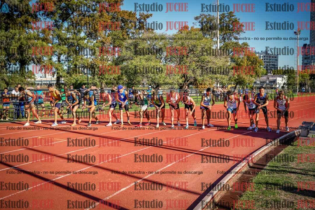 Fotos de los 3000 m llanos de varones