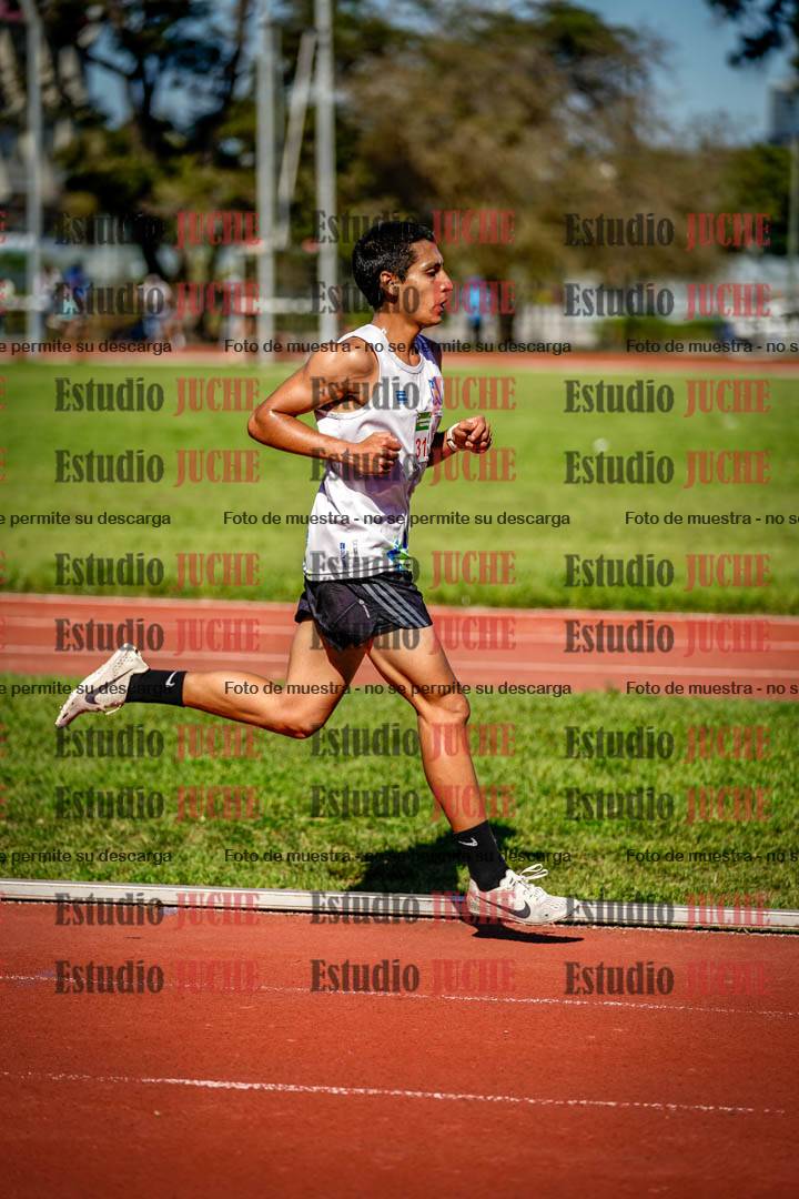 Fotos de los 5000 m llanos de mujeres y varones