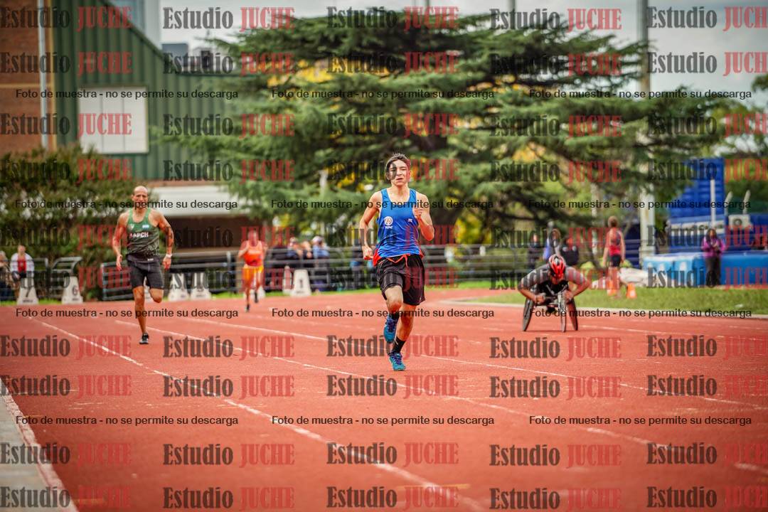 Fotos de los 400 m llanos de varones