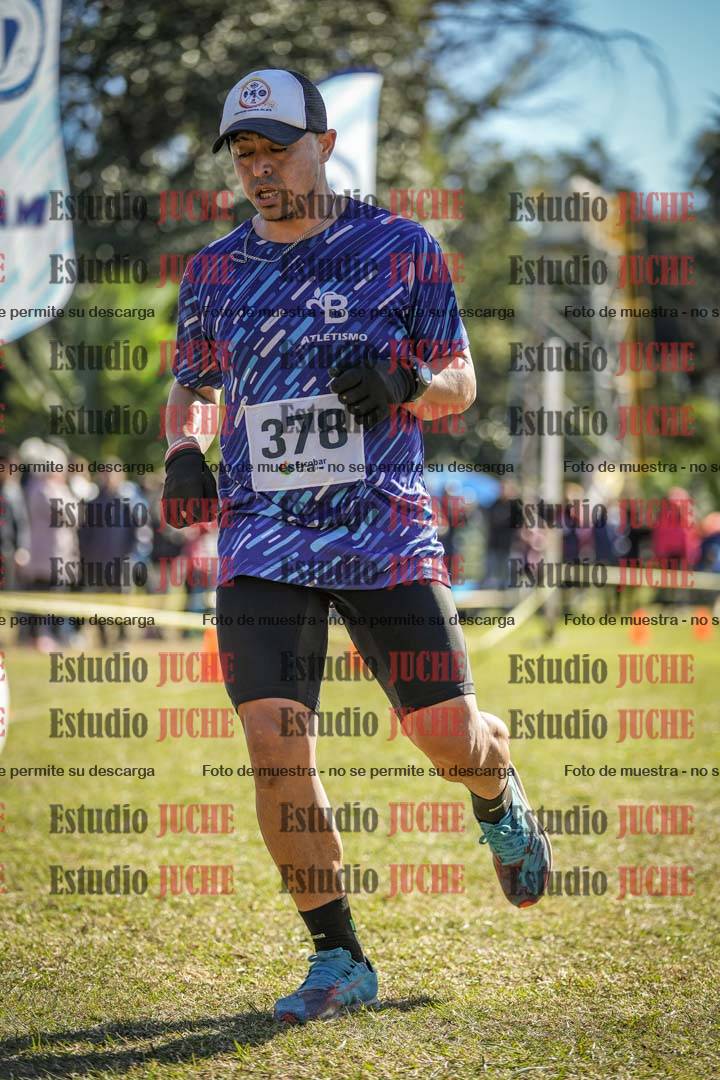 Fotos de la llegada del cross de 8000 m