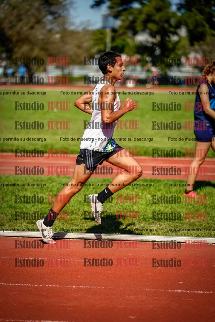 Fotos de los 5000 m llanos de mujeres y varones