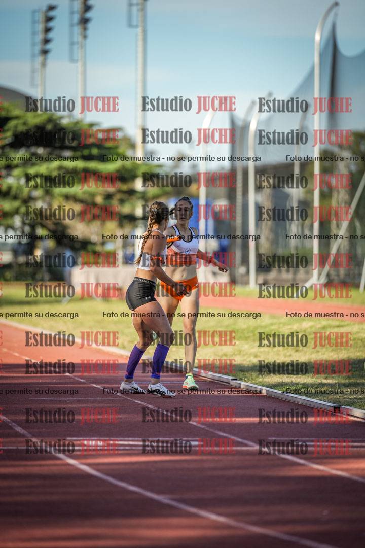Fotos de las Postas 4x400 m de mujeres