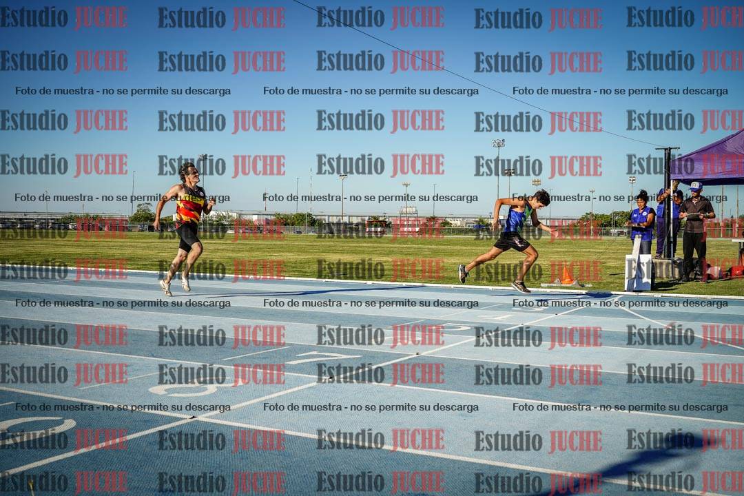 Fotos de los 400 m llanos de varones