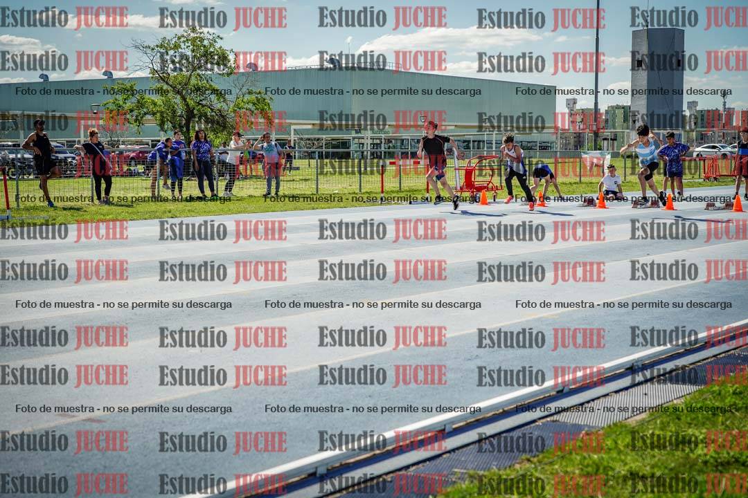 Fotos de los 50 m llanos de varones