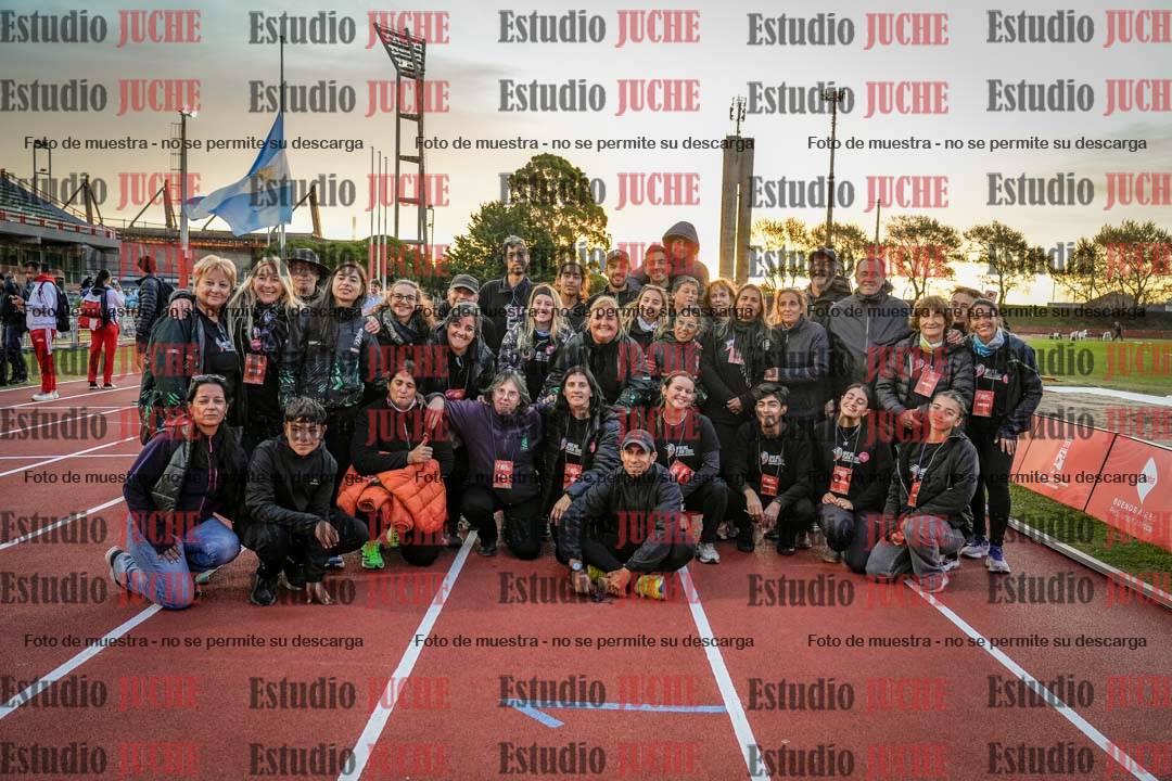 Fotos de algunos extras y podios del día 3