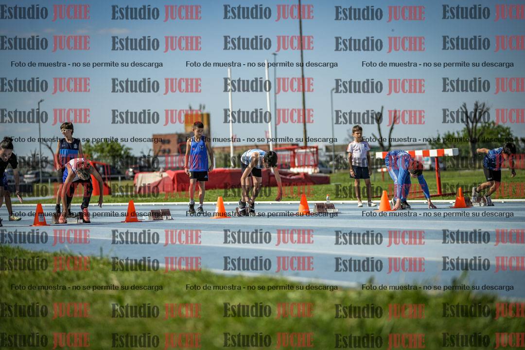 Fotos de los 50 m llanos de varones