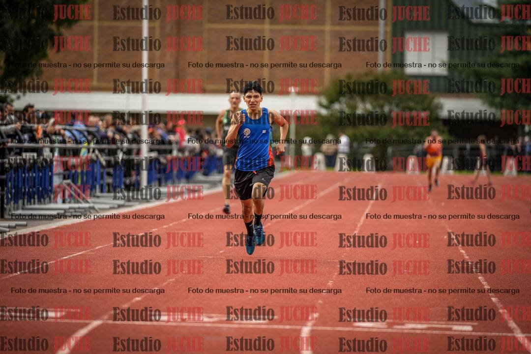 Fotos de los 400 m llanos de varones