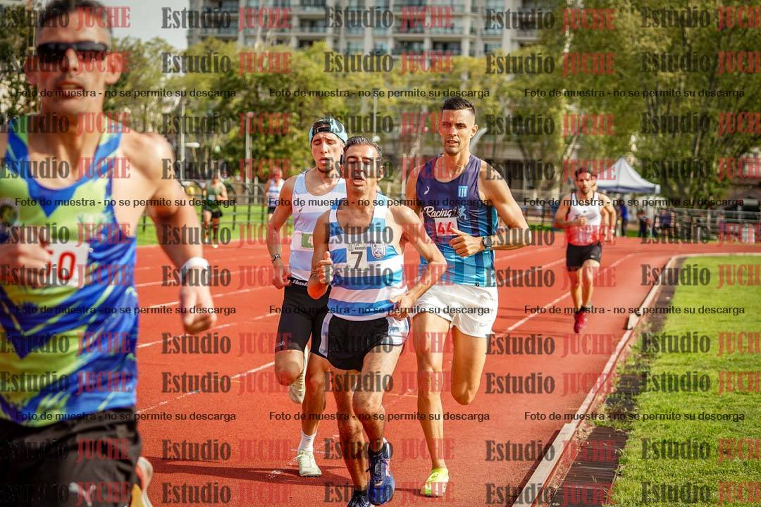 Fotos de los 3000 m llanos de varones