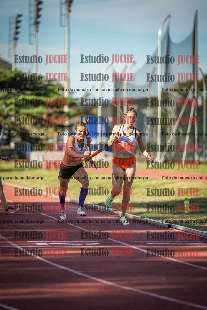 Fotos de las Postas 4x400 m de mujeres