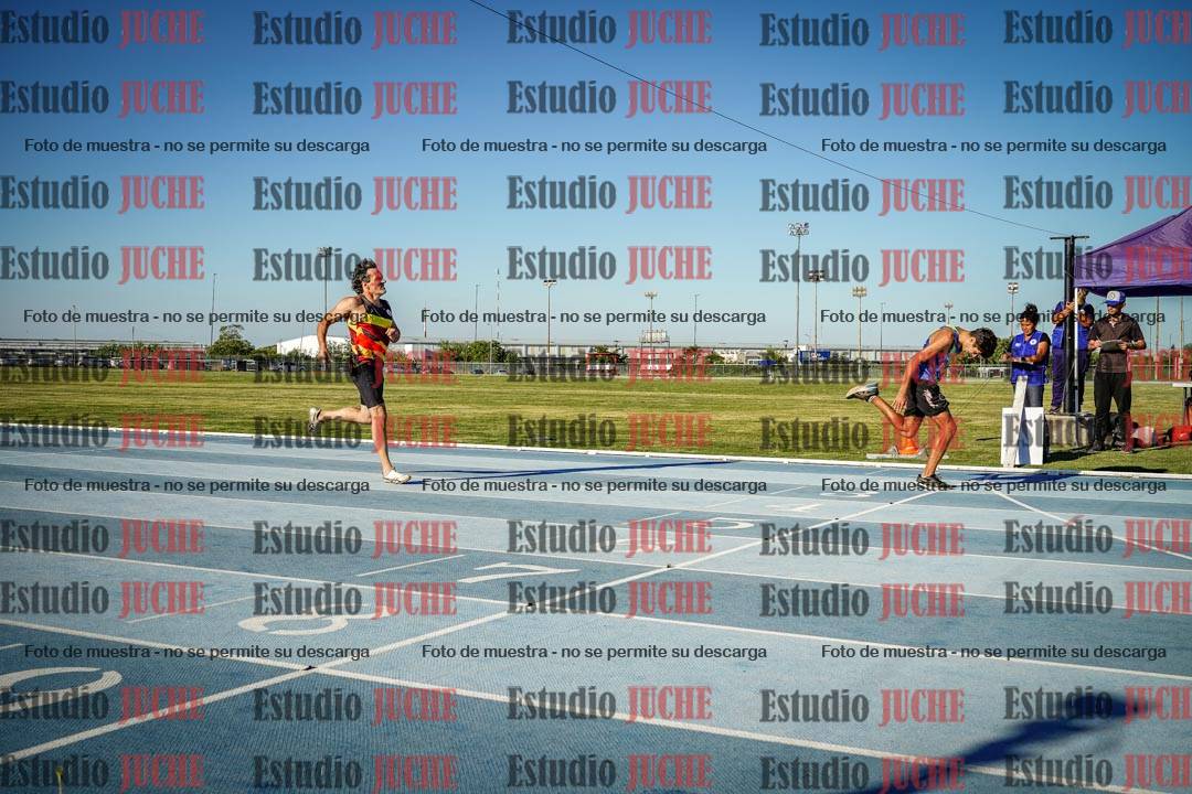 Fotos de los 400 m llanos de varones