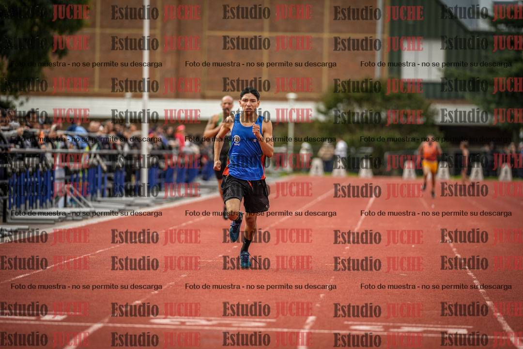 Fotos de los 400 m llanos de varones