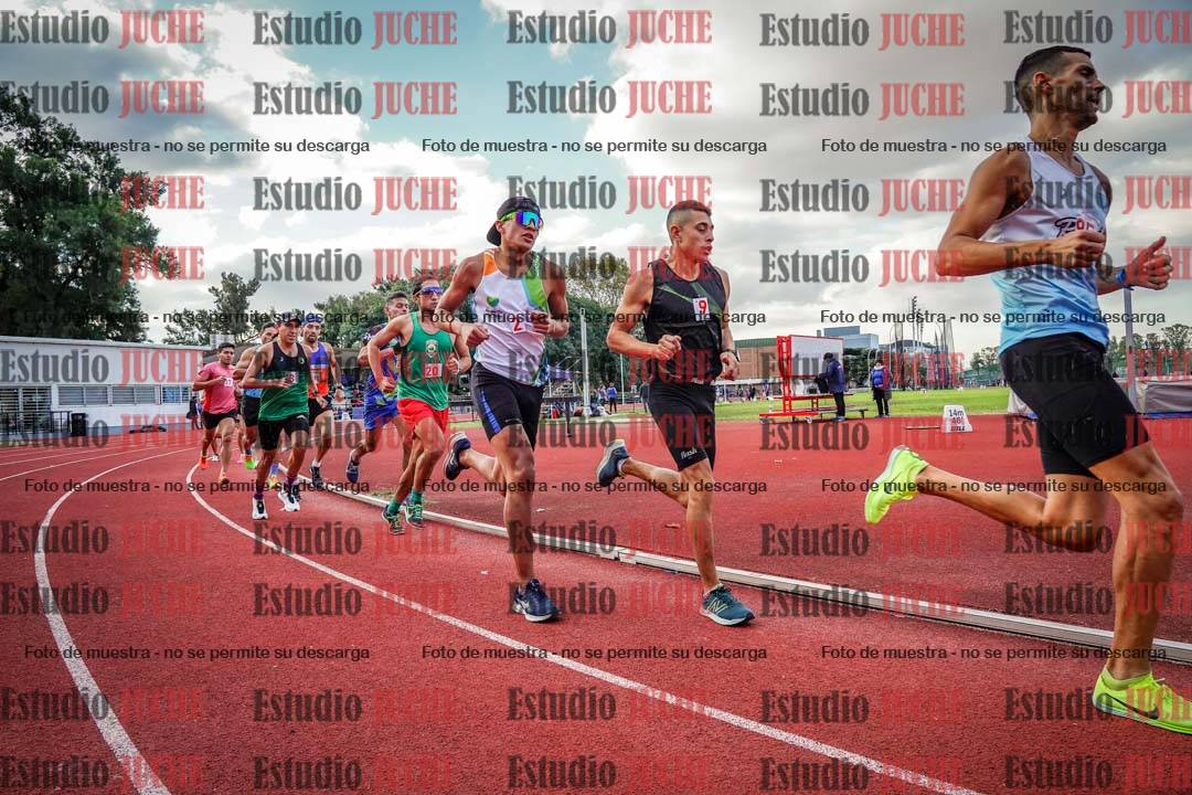 Fotos de los 1500 m llanos de varones