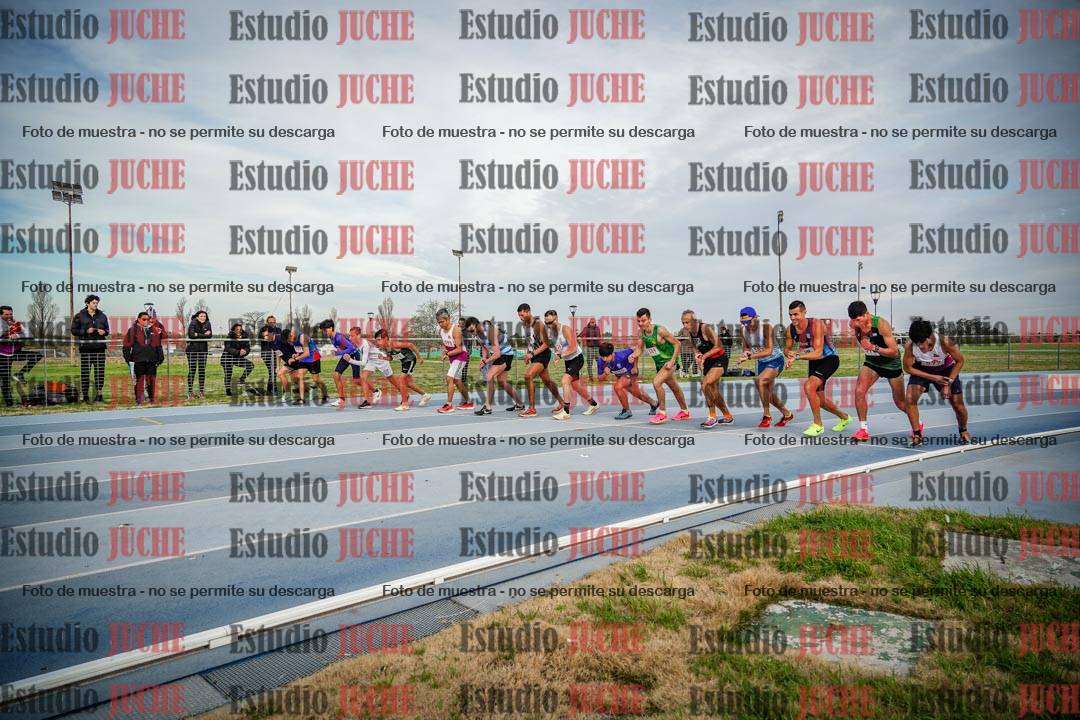 Fotos de los 1500 m llanos de varones