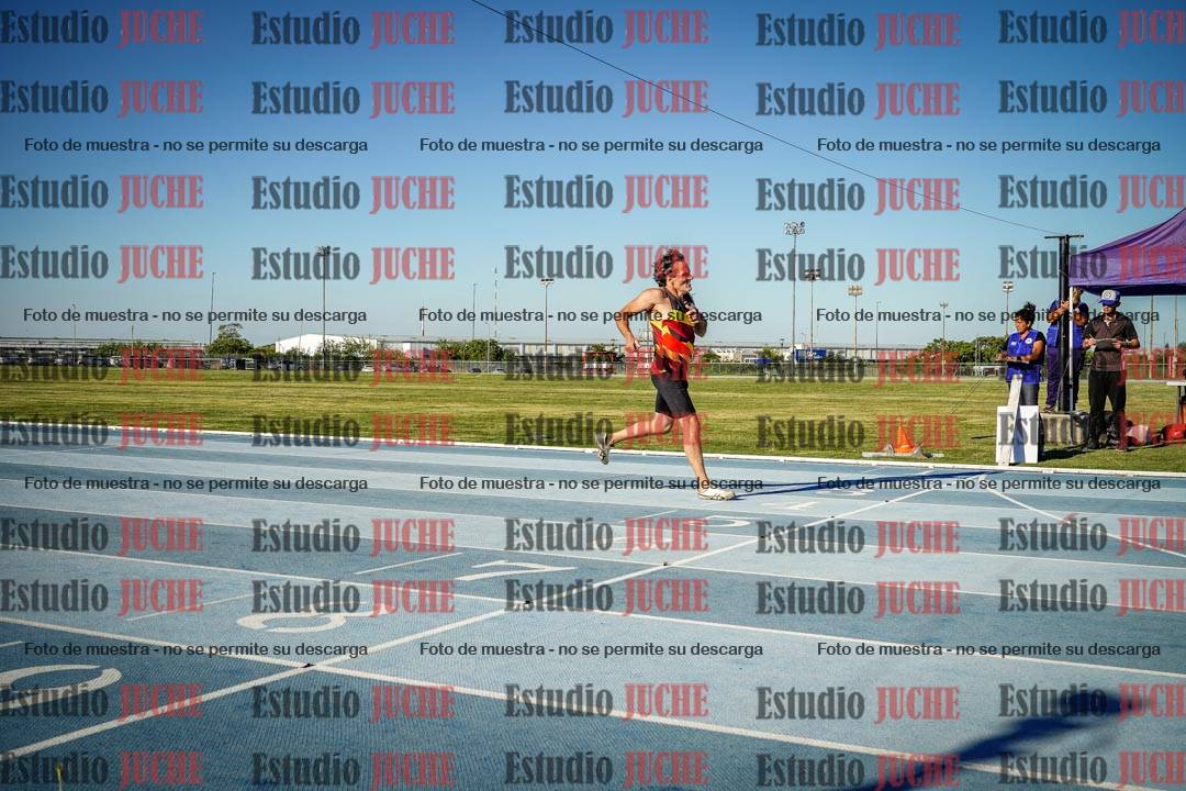 Fotos de los 400 m llanos de varones