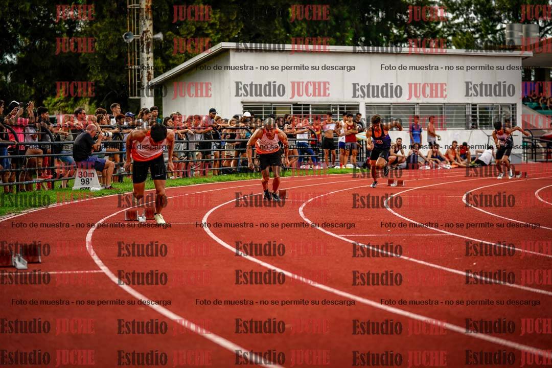 Fotos de los 400 m llanos de varones