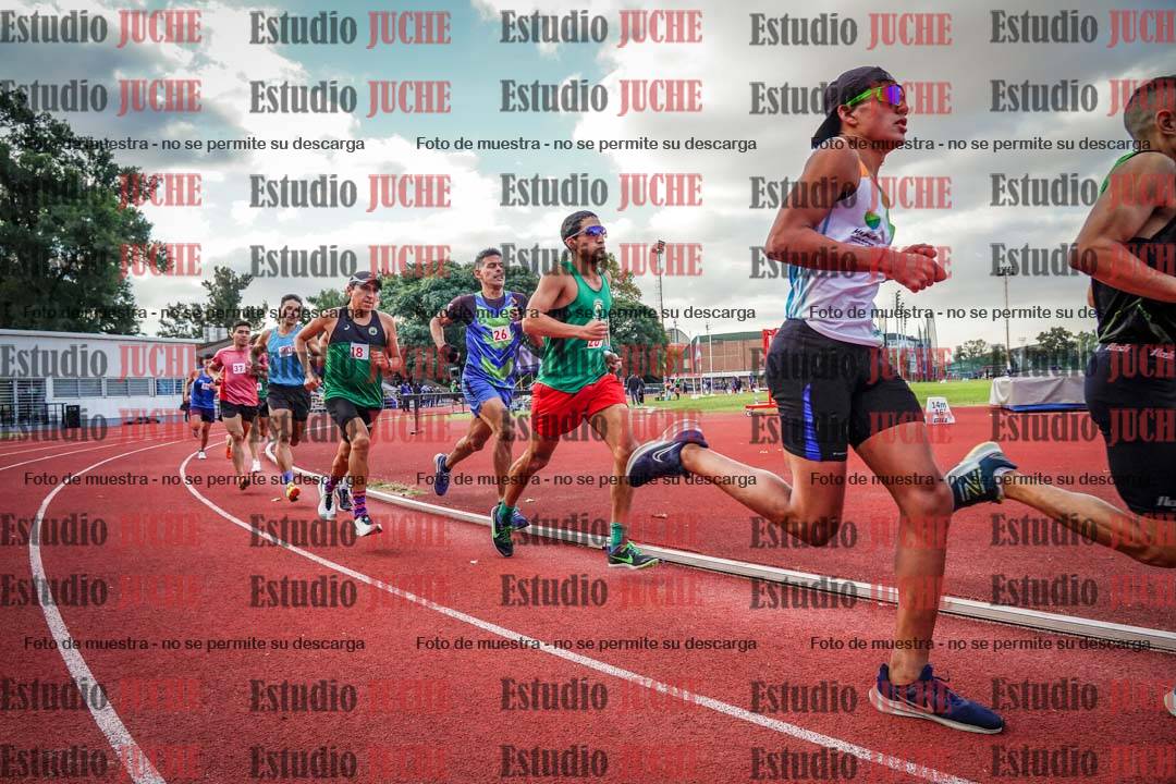 Fotos de los 1500 m llanos de varones