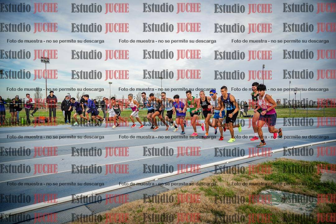 Fotos de los 1500 m llanos de varones