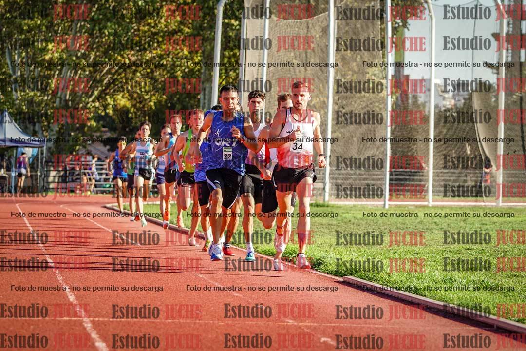 Fotos de los 3000 m llanos de varones
