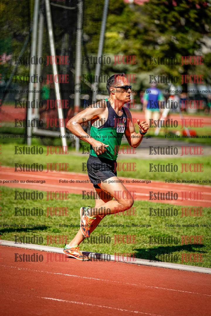 Fotos de los 5000 m llanos de mujeres y varones