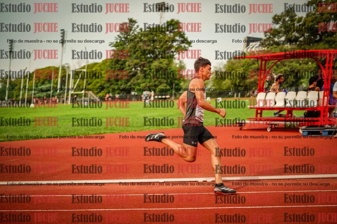Fotos de los 400 m llanos de varones