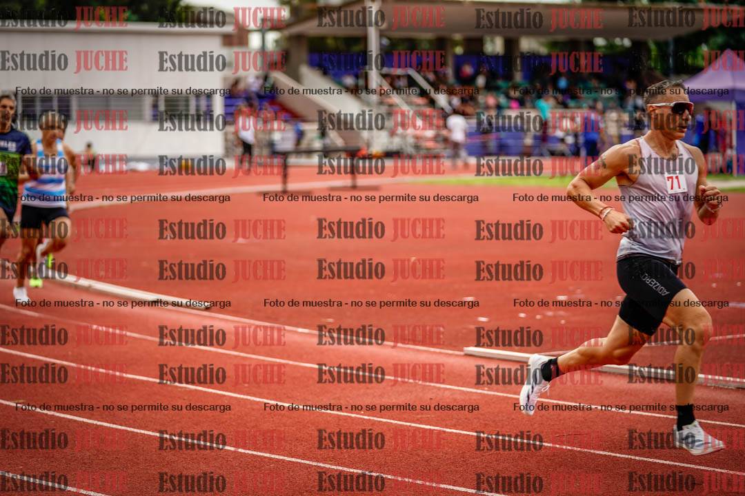 Fotos de los 800 m de varones