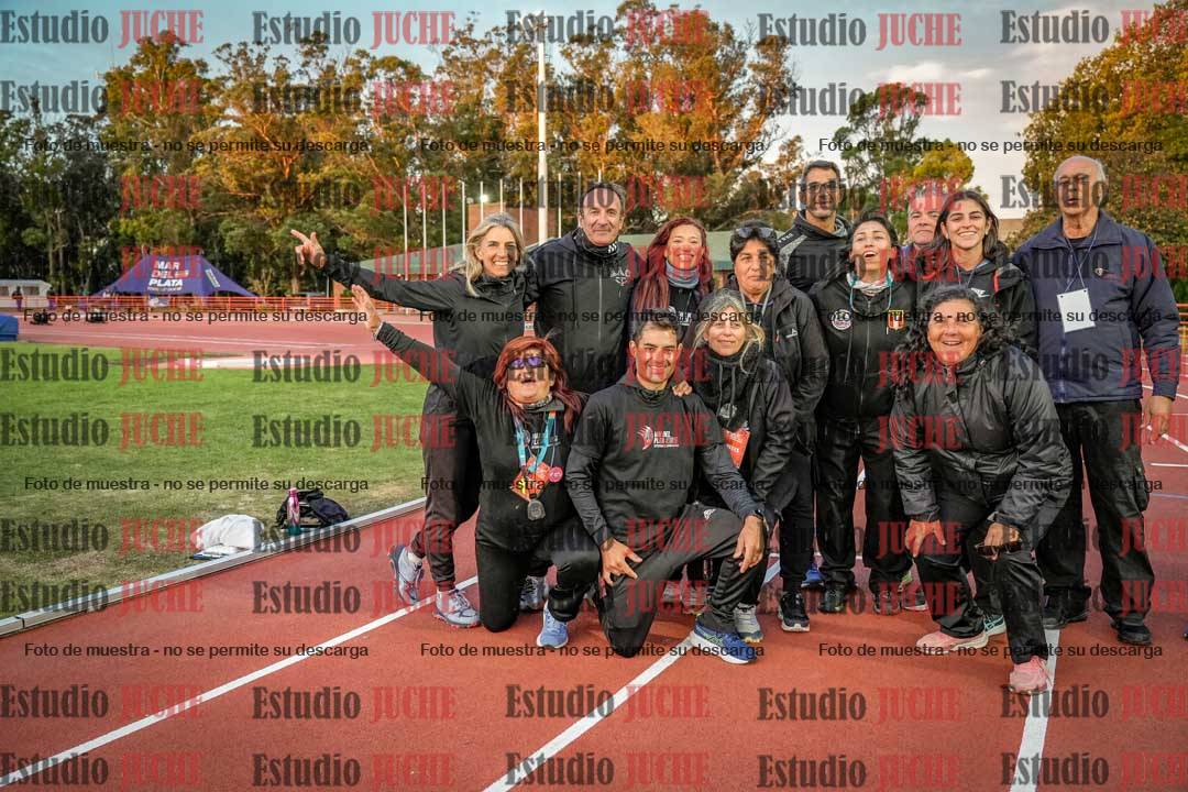 Fotos de algunos extras y podios del día 3
