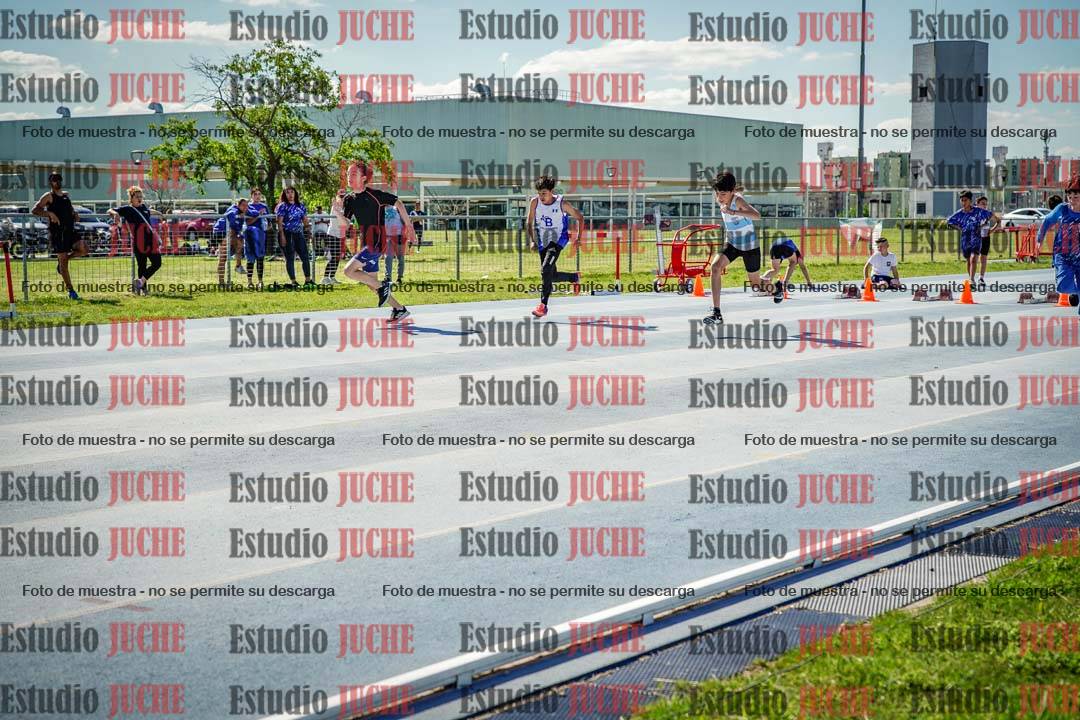 Fotos de los 50 m llanos de varones