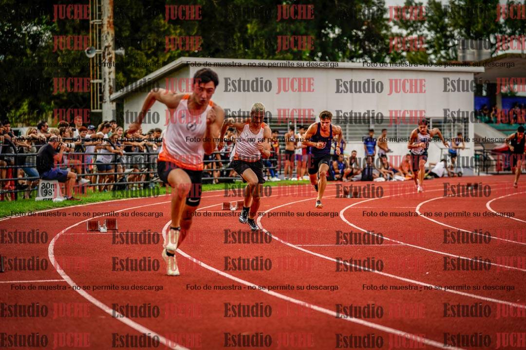Fotos de los 400 m llanos de varones