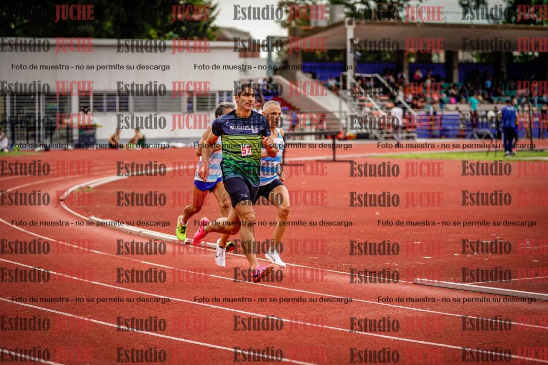 Fotos de los 800 m de varones