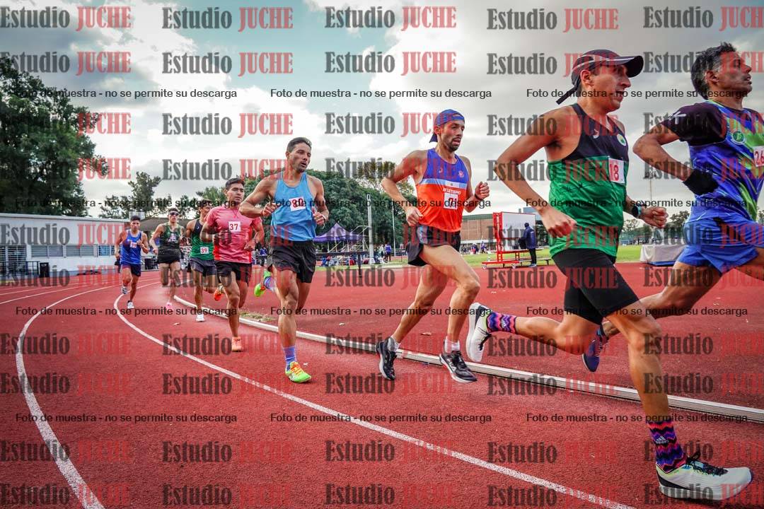 Fotos de los 1500 m llanos de varones