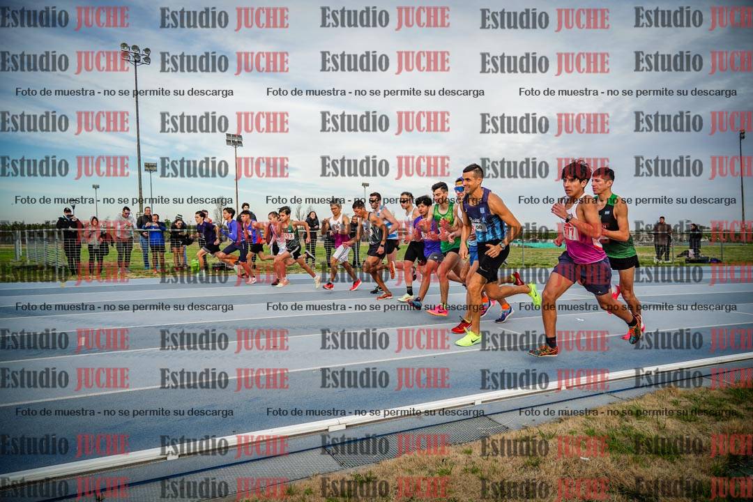 Fotos de los 1500 m llanos de varones