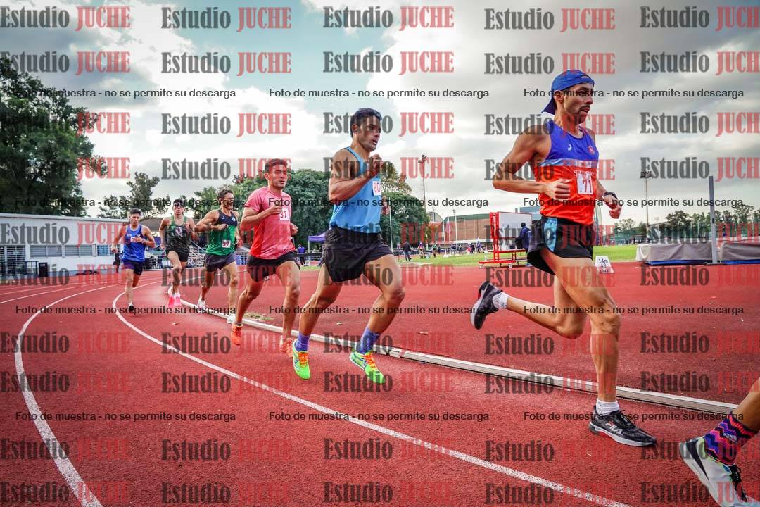 Fotos de los 1500 m llanos de varones