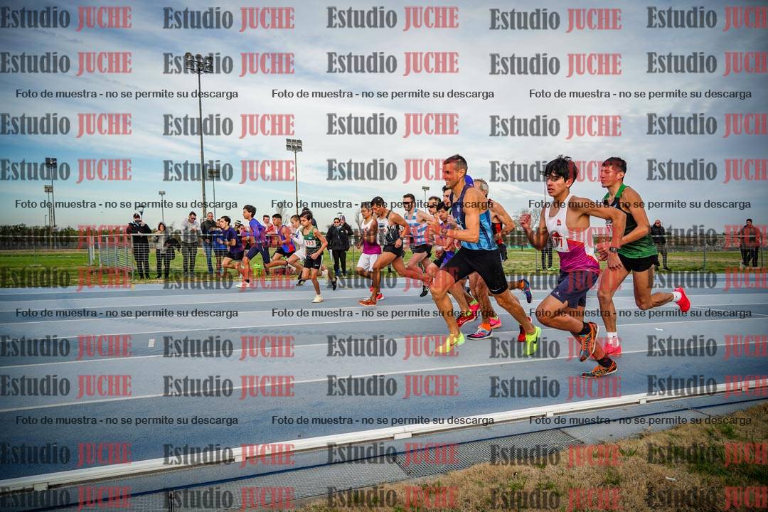 Fotos de los 1500 m llanos de varones