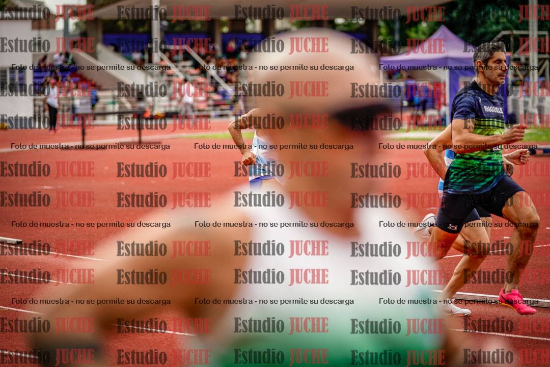 Fotos de los 800 m de varones