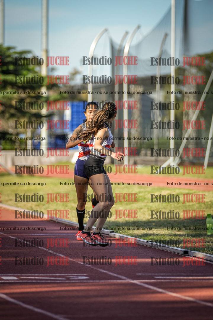Fotos de las Postas 4x400 m de mujeres