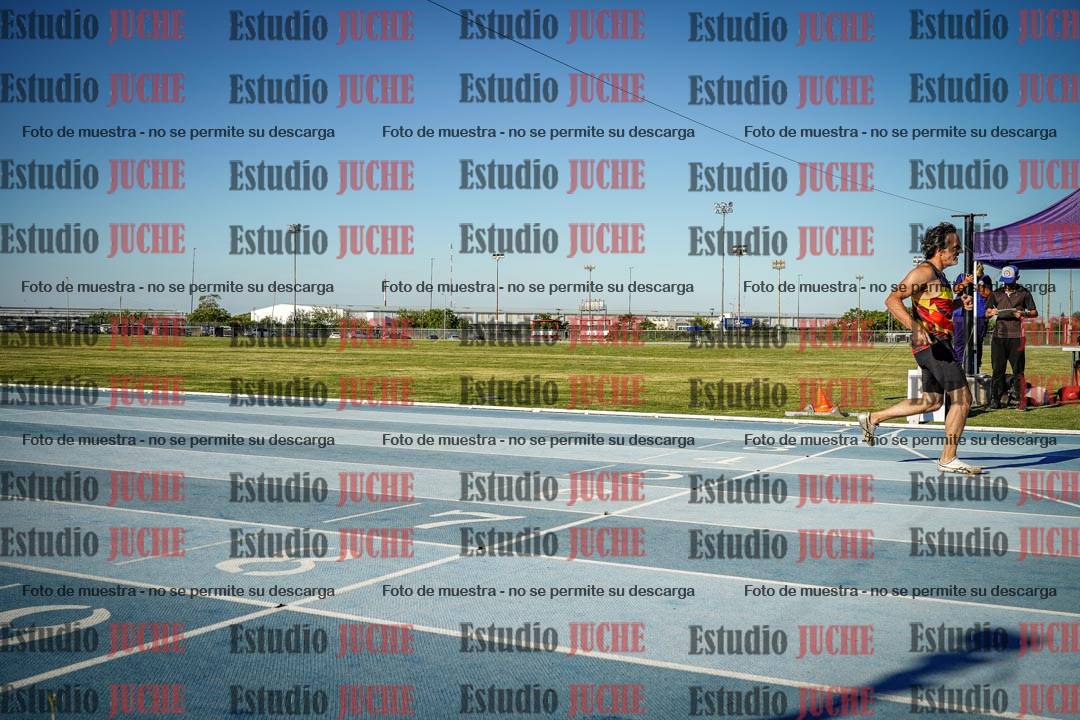 Fotos de los 400 m llanos de varones
