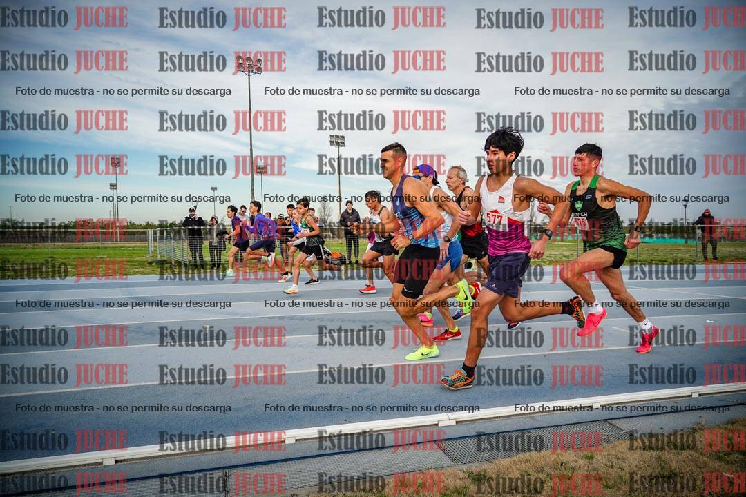 Fotos de los 1500 m llanos de varones
