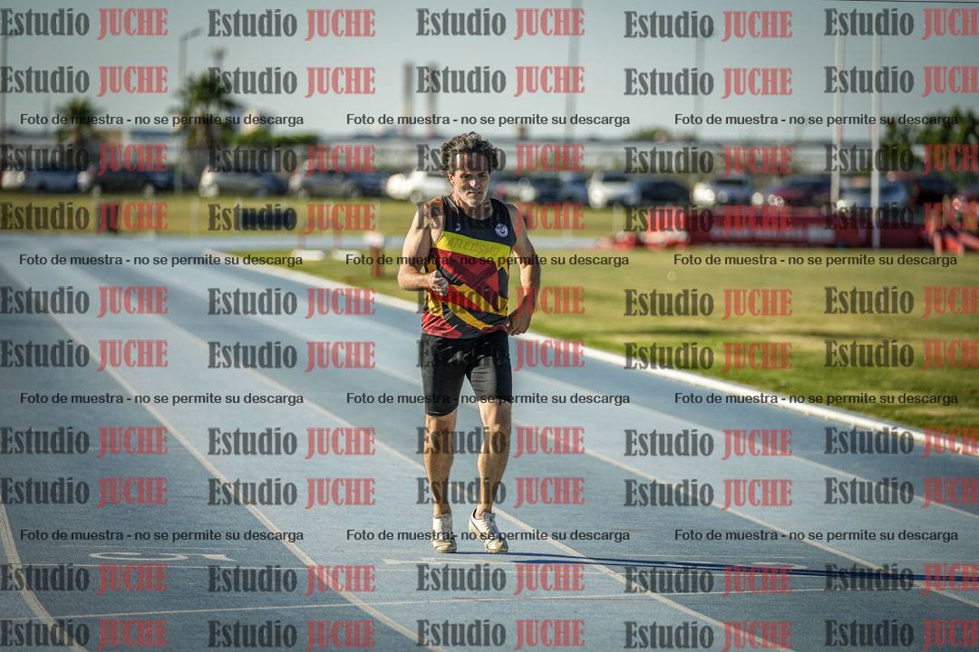 Fotos de los 400 m llanos de varones